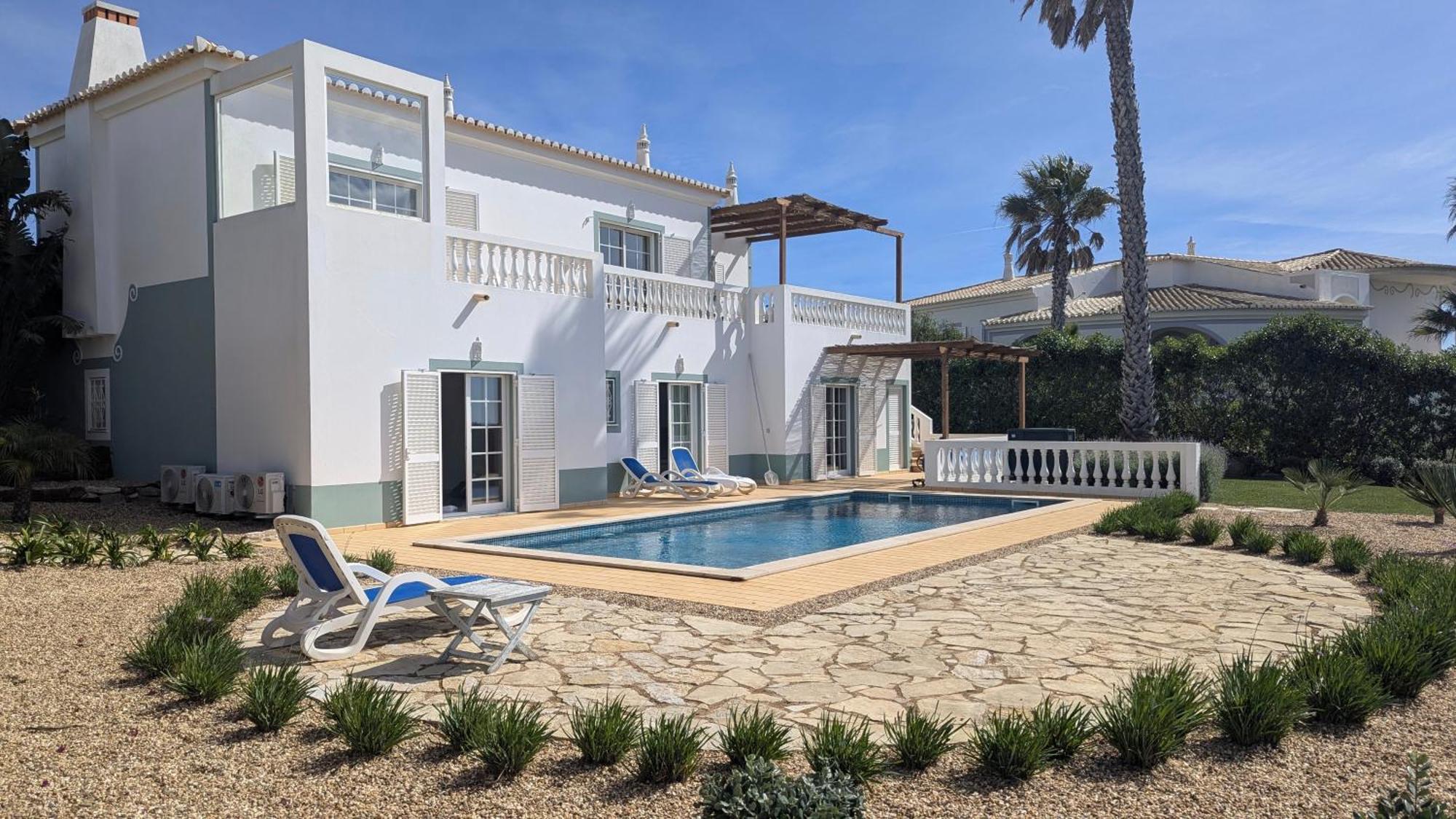 Stunning Villa With Pool & View Near Beach Budens Ngoại thất bức ảnh