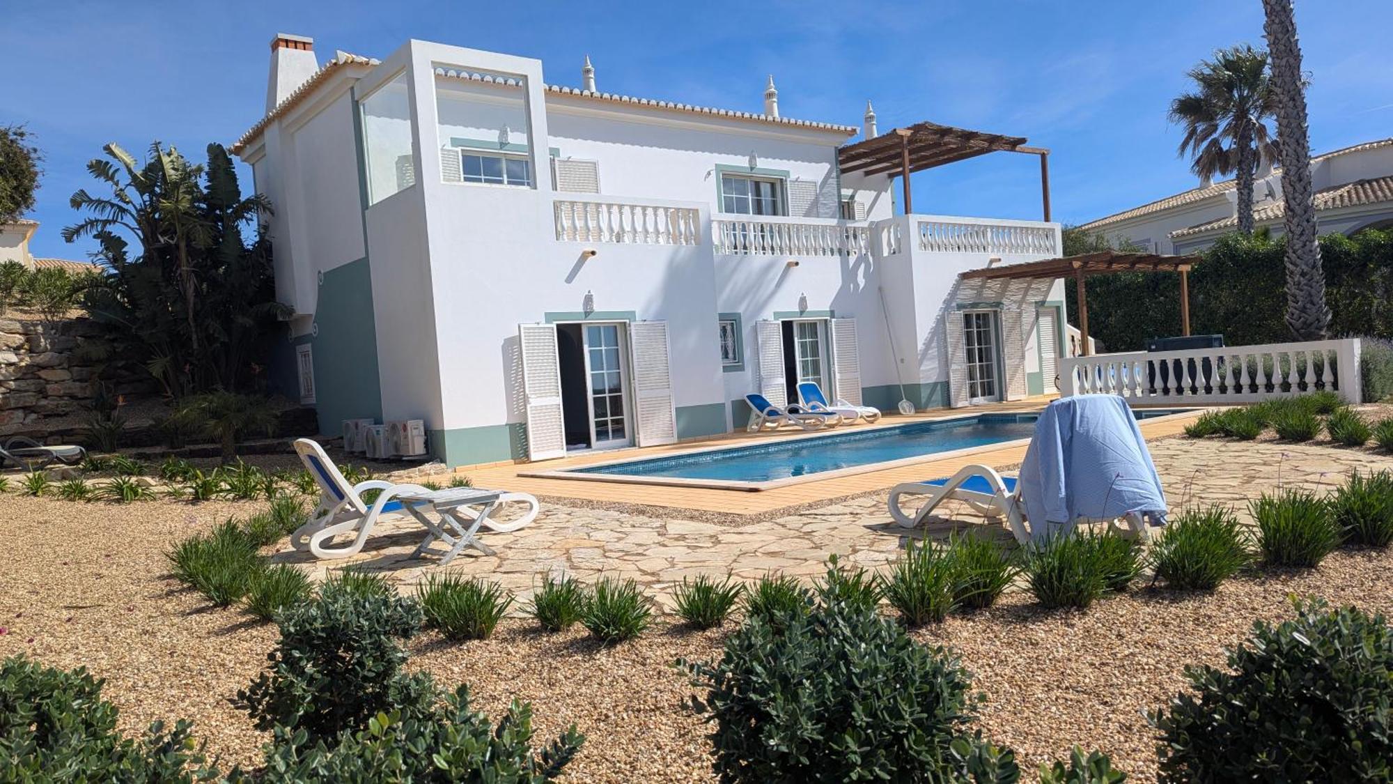 Stunning Villa With Pool & View Near Beach Budens Ngoại thất bức ảnh