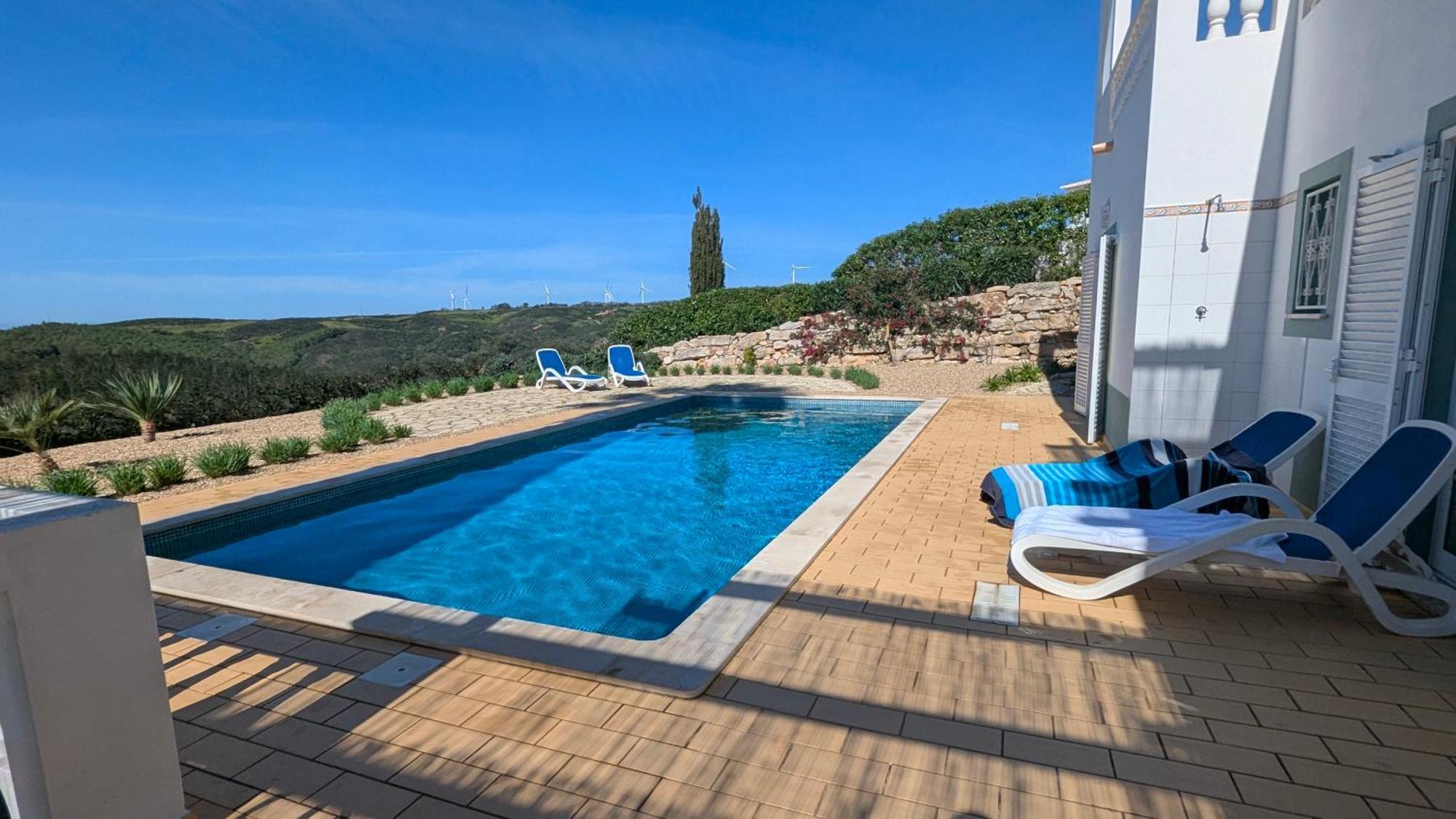 Stunning Villa With Pool & View Near Beach Budens Ngoại thất bức ảnh